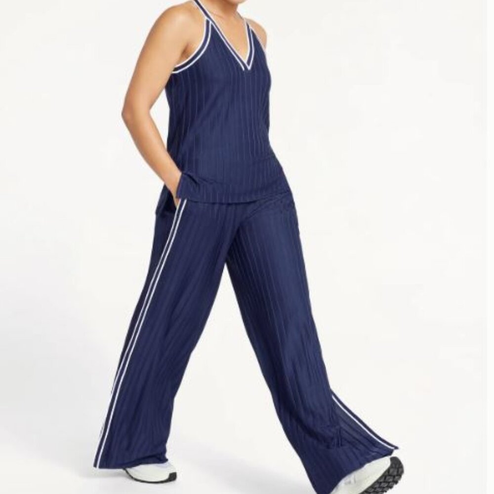 GSTQ Set- Fadeaway Set (Pants and Tank)- Navy